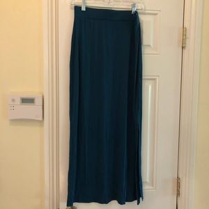 Loft straight line double slit straight line skirt